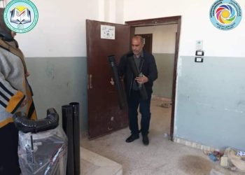 ●بمبادرة من اتحاد معلمي الرقة   تبرع احد المواطنيين  بتوزيع ١٠٠ مدفأة كاملة ضمن مراكز الايواء في المدينة