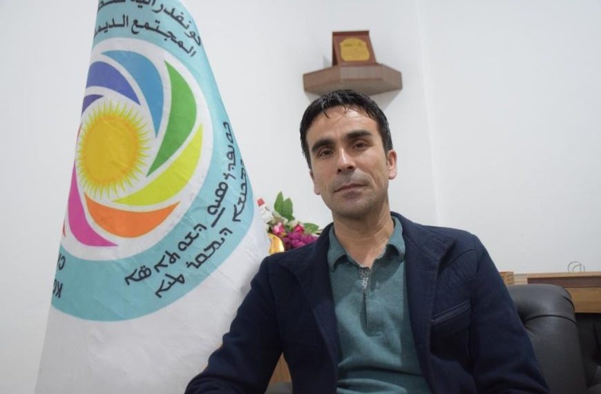الرئيس المشترك لكونفدرالية تنظيمات المجتمع الديمقراطي جهاد حسن: تركيا لا تريد الاستقرار لسوريا
