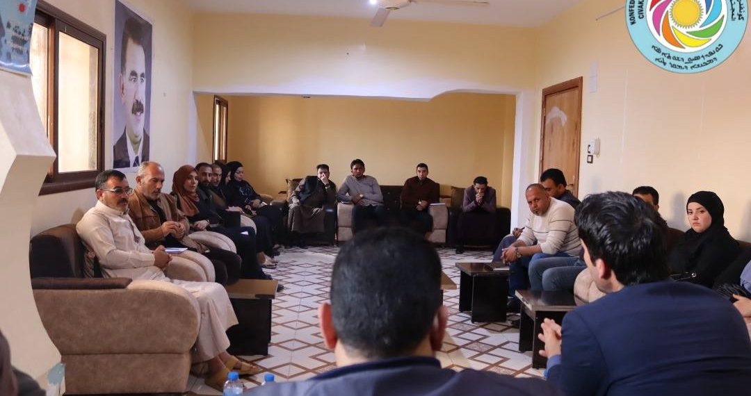 كونفدرالية تنظيمات المجتمع الديمقراطي تعقد اجتماعاً في دير الزور لبحث التحديات وتطوير العمل